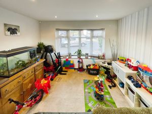 Snug Area- click for photo gallery